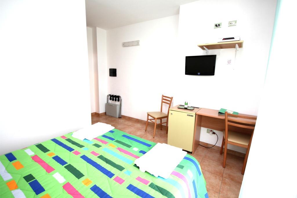 Hotel Alguer الغرفة الصورة