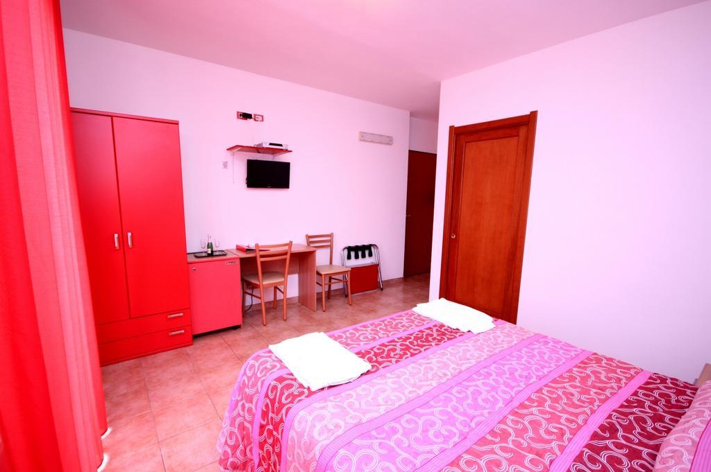 Hotel Alguer الغرفة الصورة